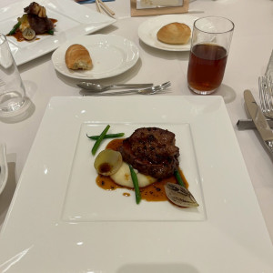 料理はどれも豪華で美味しかったです!|777090さんのアーヴェリール迎賓館(名古屋)/テイクアンドギヴ・ニーズウェディングの写真(2568598)