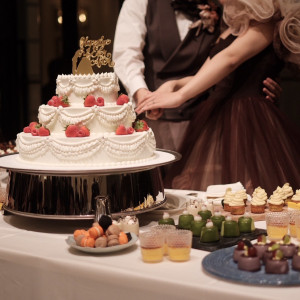 デザートブュッフェは好きなデザートをリクエストしました|777090さんのアーヴェリール迎賓館(名古屋)/テイクアンドギヴ・ニーズウェディングの写真(2568604)