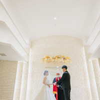 白を基調とした会場