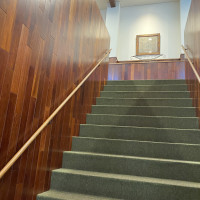 参列者待合の2階いくための階段