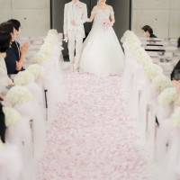 ピンクの花びらじゅうたん