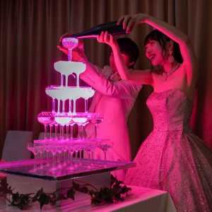 シャンパンタワー|777142さんのアルモニーアンブラッセ ウェディングホテル/テイクアンドギヴ・ニーズウェディングの写真(2569132)