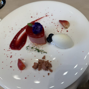 料理のデザートです。ランクは上から2番目です。|777183さんのノートルダム北九州/FIVESTAR WEDDINGの写真(2569162)