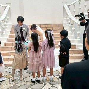 挙式後の大階段|777207さんのアニヴェルセル 大宮の写真(2569287)