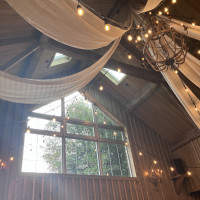 光が差し込み穏やかな雰囲気