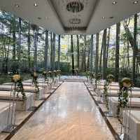 自然に囲まれている綺麗なチャペルでした！