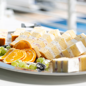 ウェディングケーキ取り分け|777240さんのリビエラ逗子マリーナの写真(2569393)