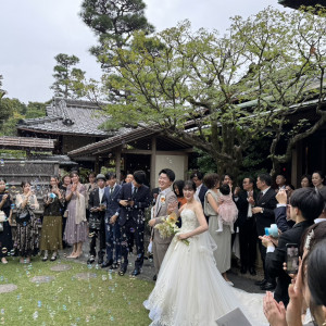 お庭でのひとコマ。シャボン玉綺麗。|777357さんのTHE GARDEN PLACE SOSHUEN(ザ・ガーデン・プレイス 蘇州園)の写真(2569849)