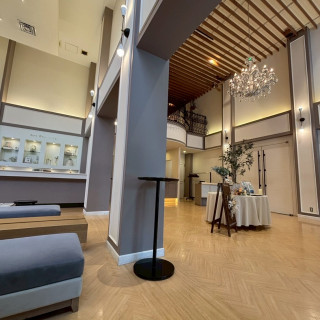 受付をするロビー