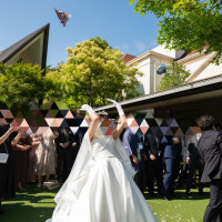 コスメブーケ・カップラーメンブーケトスをしました