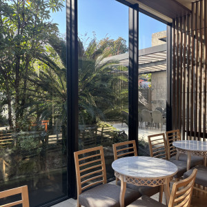 待合スペース⑵
外に喫煙所がある|777400さんのザ・オランジェガーデン五十鈴川の写真(2592665)