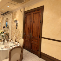 披露宴会場コッツウォルズ扉