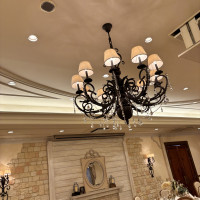 披露宴会場コッツウォルズのシャンデリア