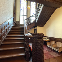 ゲストが使う階段。