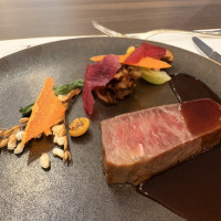 お肉は全5会場の中で3番目。美味しいけどランクアップ必須