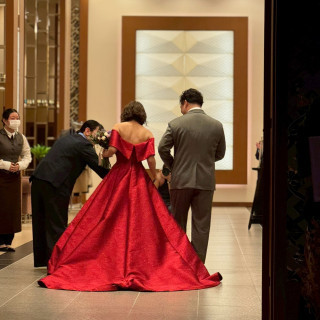 披露宴会場前の待合室も広々としており水の流れる音にも癒される