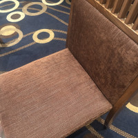 3F披露宴会場のキラキラしてる椅子