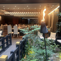 1Fお庭からみた披露宴会場