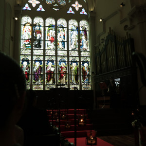 チャペル　照明暗め|777472さんの神戸セントモルガン教会の写真(2573039)