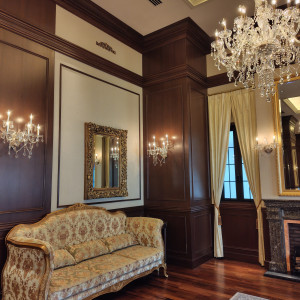 チャペル入り口付近＆待合場所|777472さんの神戸セントモルガン教会の写真(2573008)