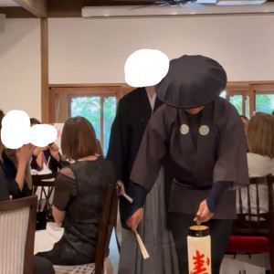 披露宴会場へ入場|777500さんの萬屋本店 - KAMAKURA HASE est1806 -の写真(2571628)