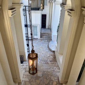 廊下も広々としています|777527さんのアーフェリーク迎賓館（熊本）/テイクアンドギヴ・ニーズウェディングの写真(2572220)