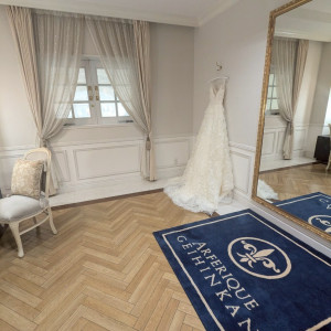 窓からゲストの声も聞こえてきて、わくわくしてきます|777527さんのアーフェリーク迎賓館（熊本）/テイクアンドギヴ・ニーズウェディングの写真(2572238)