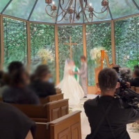 緑を基調としたチャペル