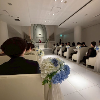 入場前なのであえて暗めのライトにしてもらってます。