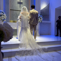 牧師先生のお話のときは青色のライティングにしてもらってます