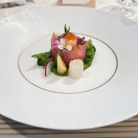 真鯛のマリネと紋甲鳥賊の炙り
フルーツトマトのムース