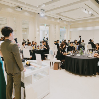 全体的に白なのでテーブルコーディネートが、しやすかった