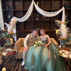 高砂はソファタイプを選択。ゲストとの距離が近くなり良かった。|777725さんの川原町倶楽部 ラ・ルーナピエーナ 〈エルフラットグループ〉の写真(2594414)