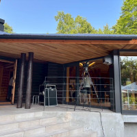 ガーデンからみた屋内の披露宴会場