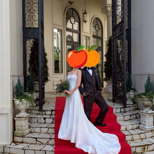 通行人の方々に見守られながら撮りました|777747さんの山手迎賓館/テイクアンドギヴ・ニーズウェディングの写真(2573112)