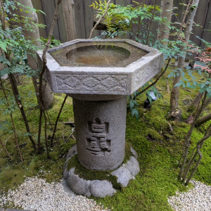 お庭にありました。
時代を感じる趣が素敵|777753さんの萬屋本店 - KAMAKURA HASE est1806 -の写真(2574366)