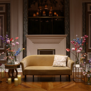 高砂をソファー席にしました。