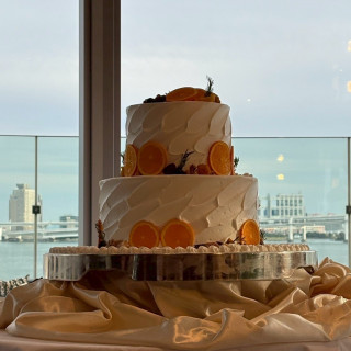 ウェディングケーキ(このあとソースをドリップして完成)