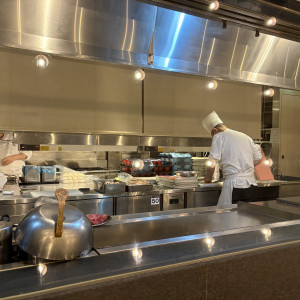 通路から見えるオープンキッチン|777938さんの響 風庭 赤坂の写真(2591213)