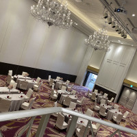 広くて階段が魅力的です。