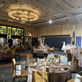 豪華客船をイメージした披露宴会場