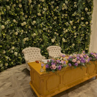 会場1の新郎新婦席