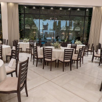 新郎新婦の席から撮った披露宴会場