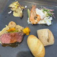 披露宴が終わってから新郎新婦が控室で食べれる料理