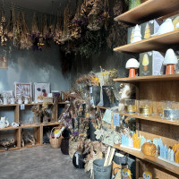 挙式の横の可愛い雑貨コーナー。当日両親へのプレゼント買った。