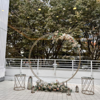 披露宴会場の大窓から見える位置にあるフォトスポットです。