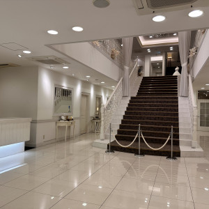 一階には親族、友人の待合室があります。|778294さんのGRAN SUITE(グラン スイート)/FIVESTAR WEDDINGの写真(2574766)