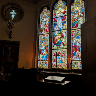 照明を落とすとまた雰囲気が変わって素敵です