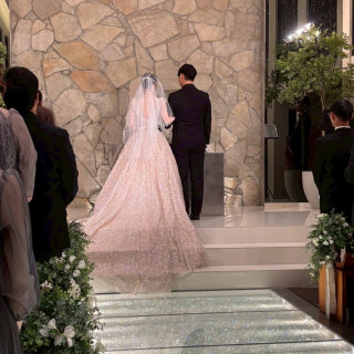 バージンロードがキラキラ