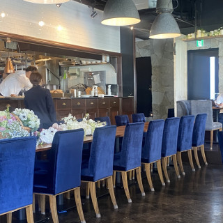 会場の様子(オープンキッチン側)